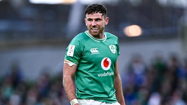 Hugo Keenan came off injured against Italy