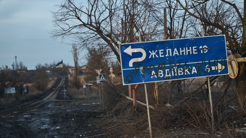 A street sign on the outskirts of the devastated eastern town of Avdiivk from where Ukrainian forces have withdrawn, Photo: Kostiantyn Liberov/Libkos/Getty Images