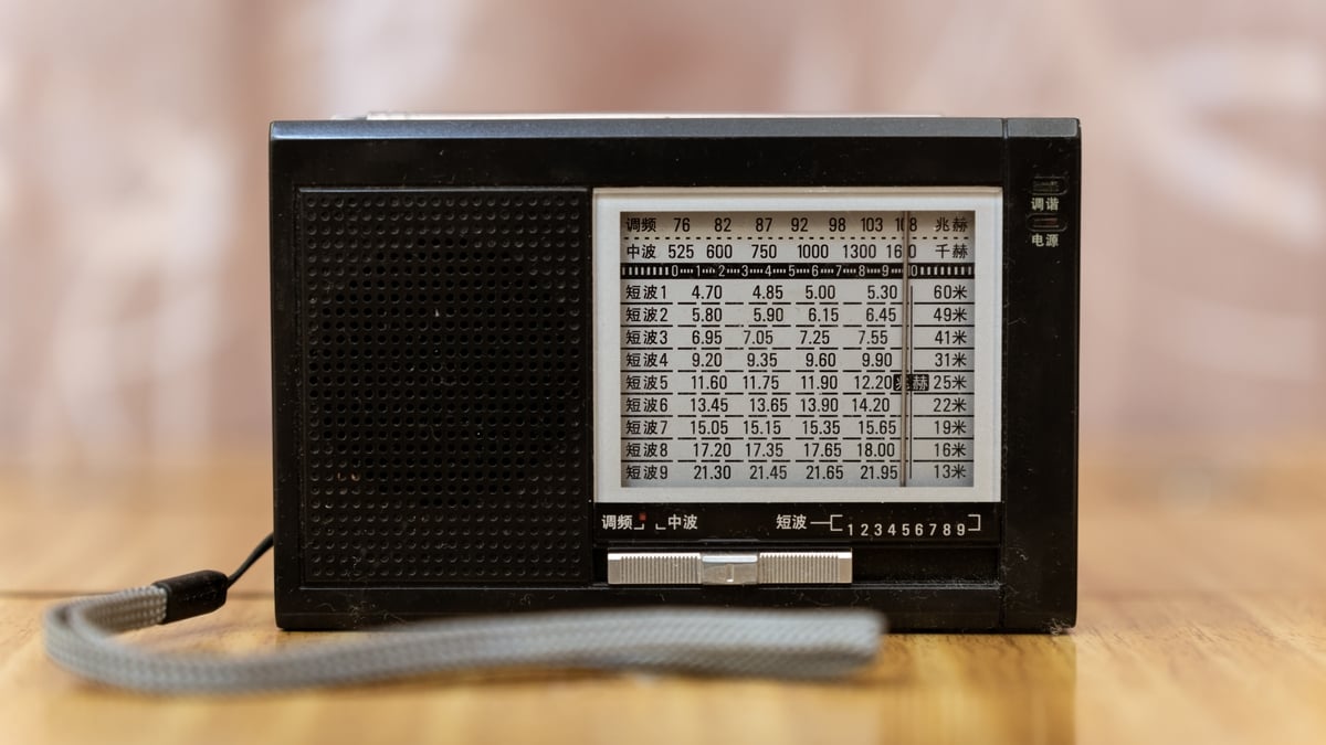 Our AI generated Radio Play - "Bedlam in Dublin" 