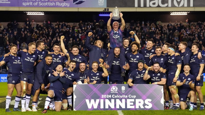 Scotland celebrate with the Calcutta Cup