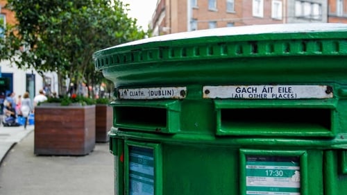 100 letters were posted to the Netherlands and 20 days later the letters still had not arrived.