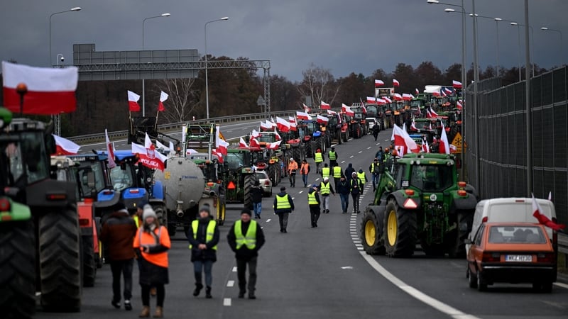 Polish farmers blocking a motorway linking Warsaw and Lublin earlier this week during a protest against EU regulations