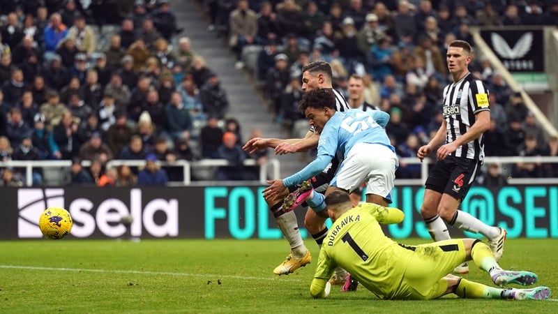 Oscar Bobb looks to be on his way to Fulham