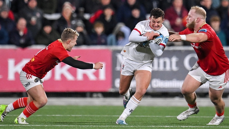 Craig Casey (l) and Jeremy Loughman (r) return for Munster