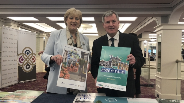 The €2.6 million fund will see each town granted €100,000 to improve the look of their localities