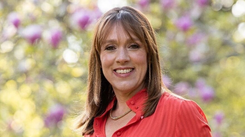 Evelyn O'Rourke has worked on a range of programmes in both English and Irish across RTÉ and TG4