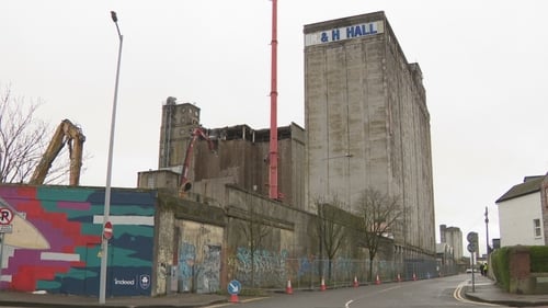 The R&H Hall silos date from the mid-1930s