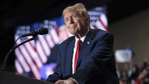 Donald Trump denies the encounter with Stormy Daniels