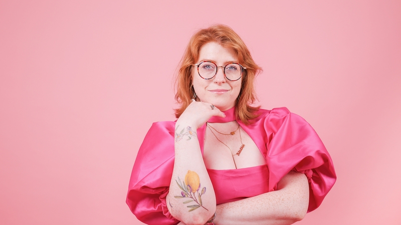 Bláithín de Búrca. Éist siar léi ag caint le Lottie Ryan ar The Jennifer Zamparelli Show ar 2FM fén gclár The Irish for Sex