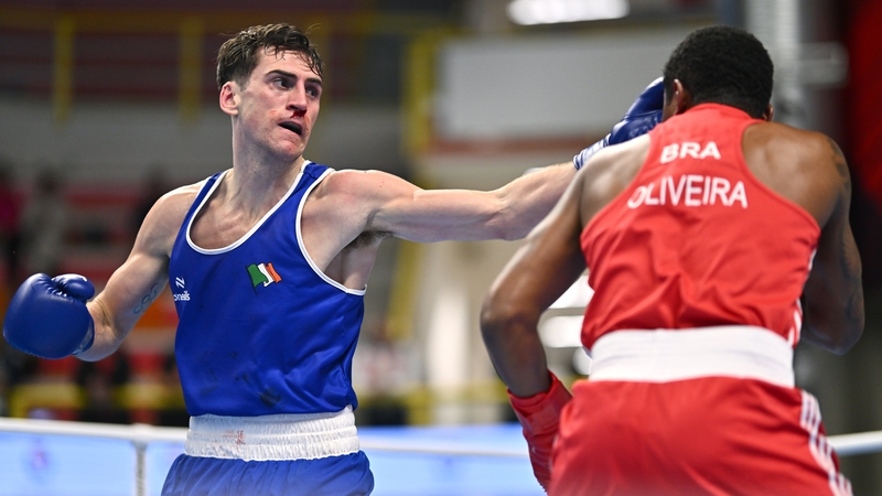 Aidan Walsh in action against Wanderson de Oliveira at the E-Work Arena in Busto Arsizio, Italy