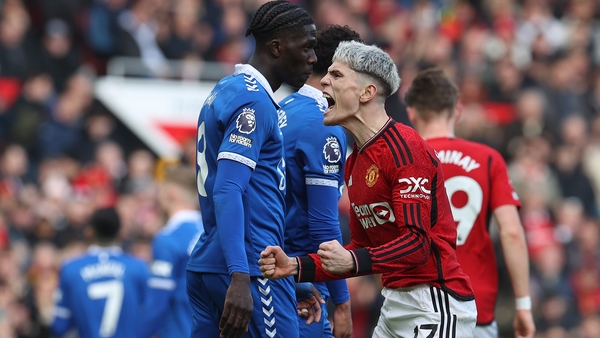 Premier League: Manchester United 2-0 Everton recap