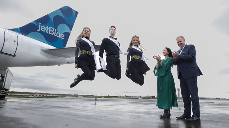 Irish dancers Lea Etherington, Ruari Lee and Abbie Byrne pictured with Maja Gedosev, from JetBlue and Gary McLean from Dublin Airport