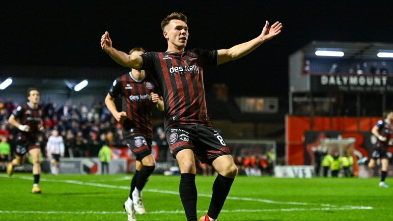 Dayle Rooney celebrates his goal