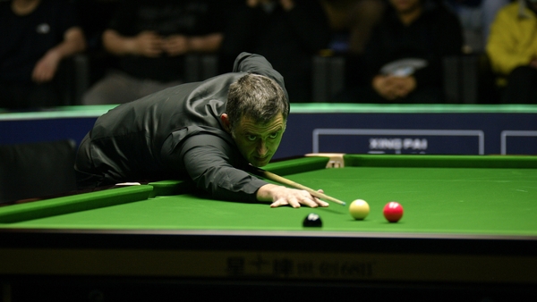Ronnie O'Sullivan plays Lyu Haotian in the next round