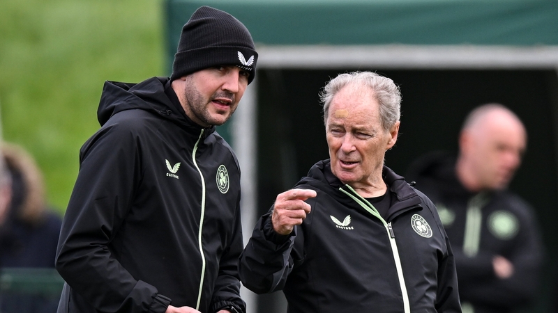 John O'Shea (L) with Brian Kerr during training