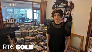 Extended Mix: Julie Feeney show image
