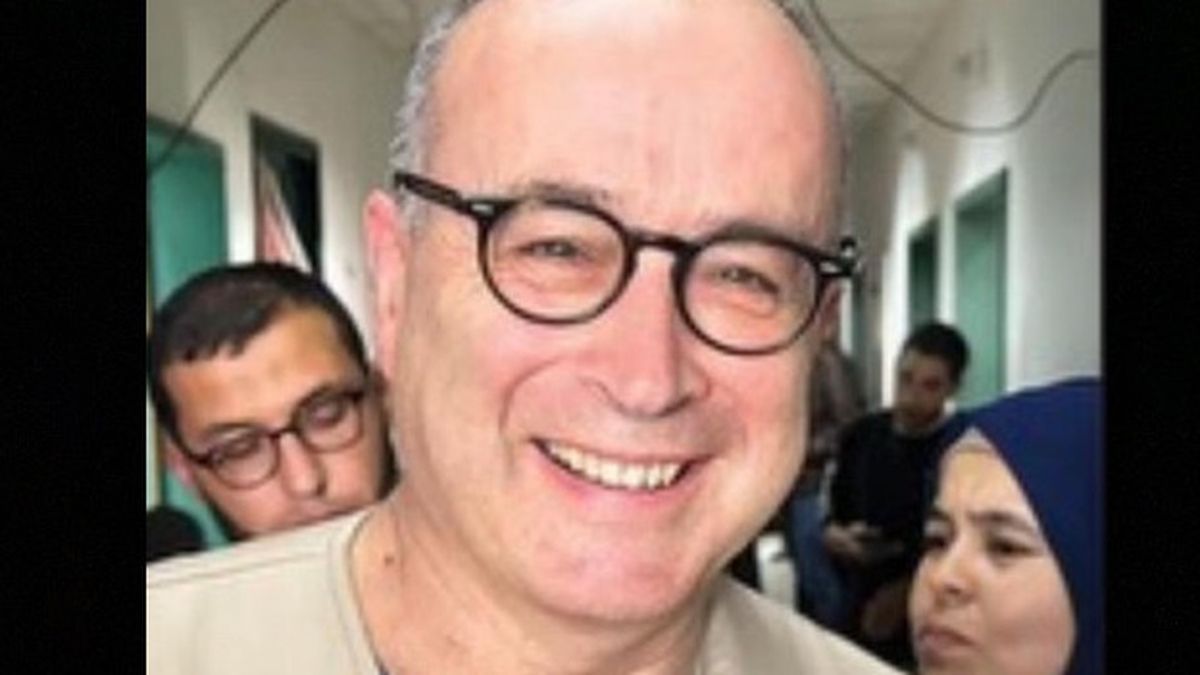 British surgeon who works in horrific conditions in Gaza hospital