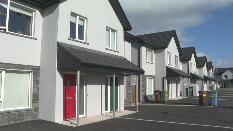 Cuid de na tithe a cheannaigh Ollscoil Luimnigh sa Réabóg anuraidh