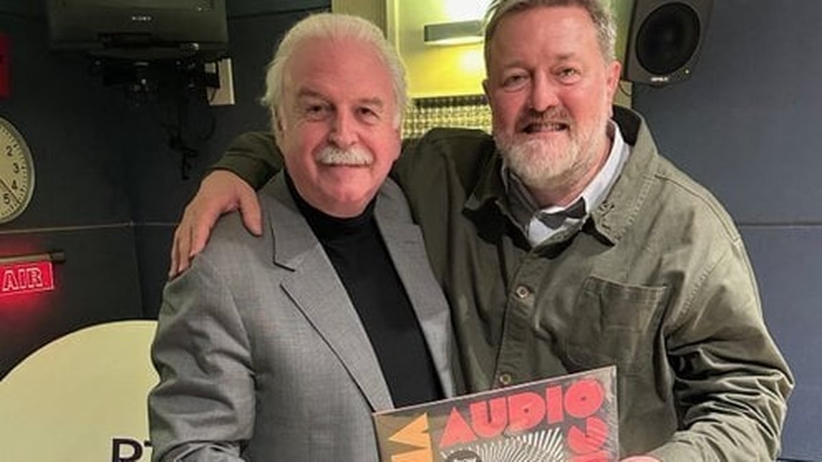 Guy Garvey joins Marty in studio!