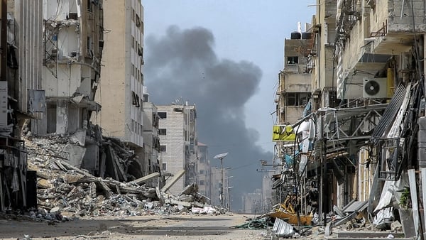 Deatach de bharr ruathair Iosraelach i gceantar al-Shifa ar 28 Márta 2024