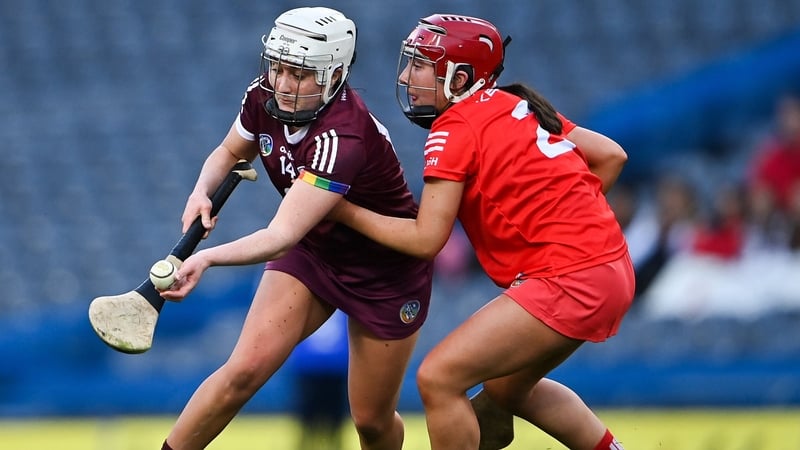 Cork's Meabh Murphy (R) in action against Ailish O'Reilly of Galway in the 2022 league final