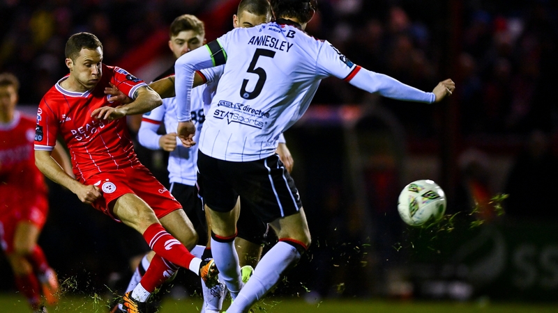 Liam Burt opens the scoring at Tolka Park