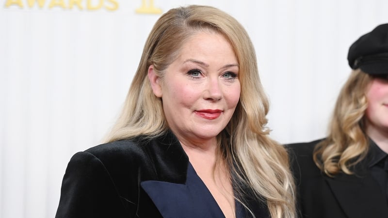 Christina Applegate said she wondered if she was dying during MS relapse