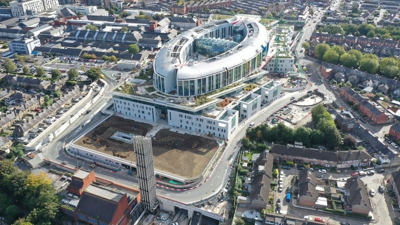 Suíomh an Ospidéil Náisiúnta Leanaí i mBaile Átha Cliath 8