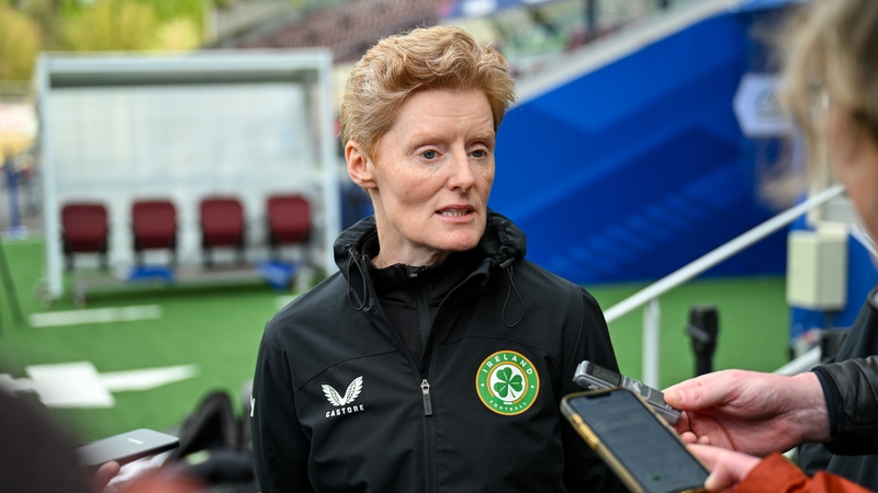 Republic of Ireland head coach Eileen Gleeson