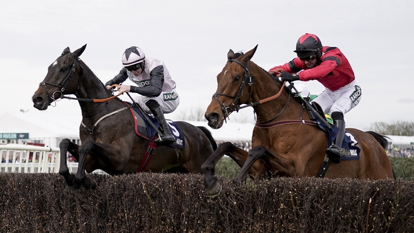 Gerri Colombe (left) stayed on well to see off Ahoy Senor