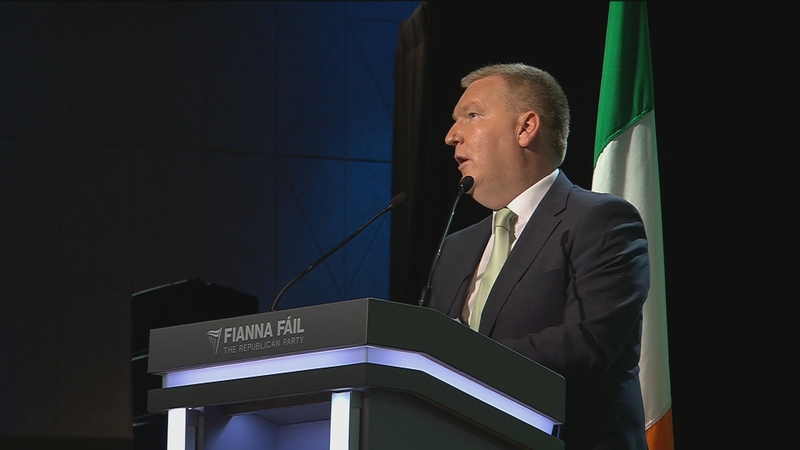 An tAire Airgeadais Michael McGrath ag Ard Fheis Fhianna Fáil