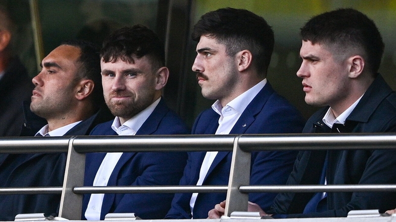 Hugo Keenan (2l) missed Leinster's win over La Rochelle