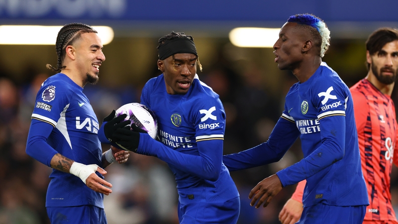 Noni Madueke and Nicolas Jackson argue over who should take the penalty