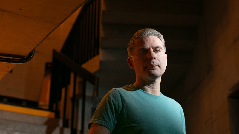 Cian Ó Cíobháin, láithreoir An Taobh Tuathail.