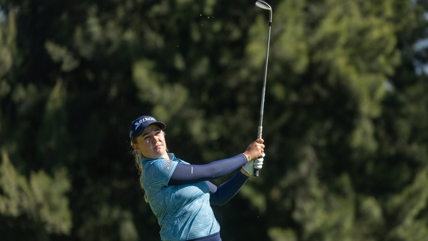 Nadia van der Westhuizen holds a one-shot lead