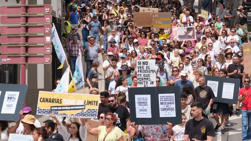 Rallying under the slogan 'The Canary Islands have a limit', demonstrators began rallying at midday