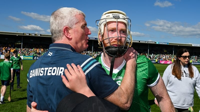 Limerick boss John Kiely (L) with Cian Lynch