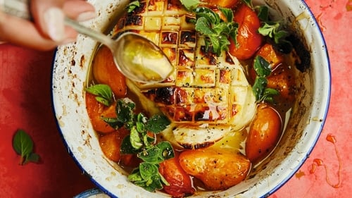 No one's ever going be sad about a whole chunk of halloumi for dinner.