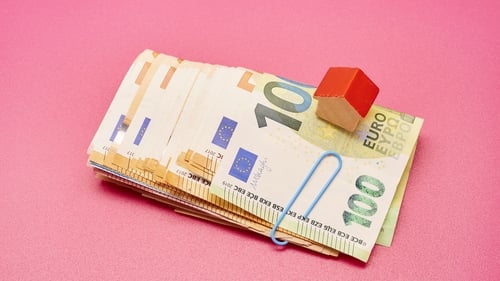 One of the main benefits of making extra payments on your mortgage is reducing the amount of interest you'll pay over the term