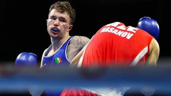 Dean Clancy in action against Malik Hasanov