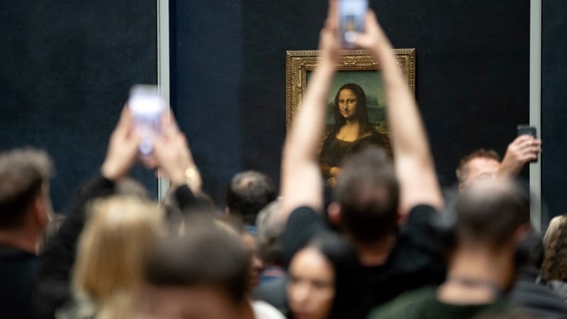 Up to 20,000 people per day brave the crowds in the Lourve to catch a glimpse of the Mona Lisa's enigmatic smile