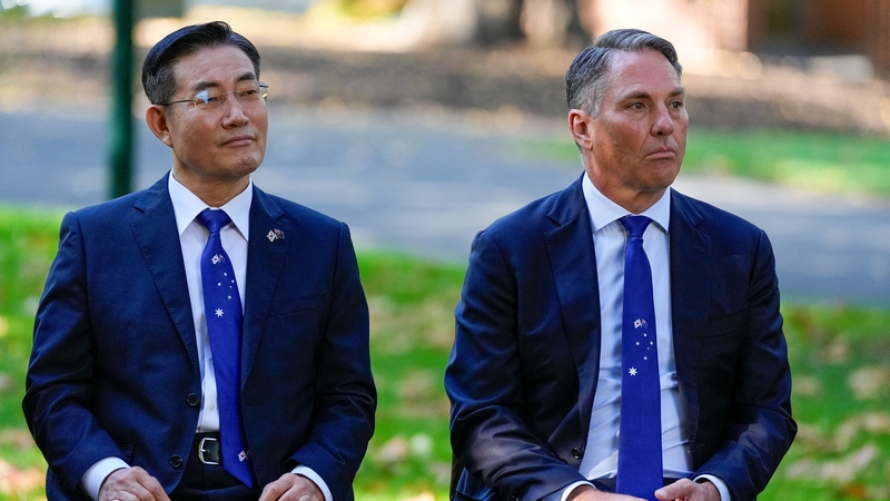 South Korea's National Defence Minister Shin Won-sik and Australia's Deputy Prime Minister and Defence Minister Richard Marles