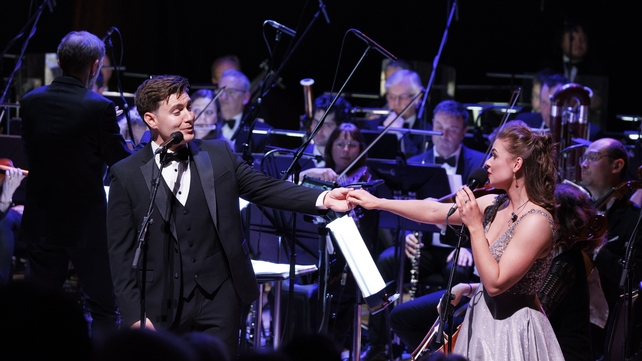 Emmet Cahill, Juliette Crosbie and the RTÉ Concert Orchestra with conductor David Brophy perform A Whole New World