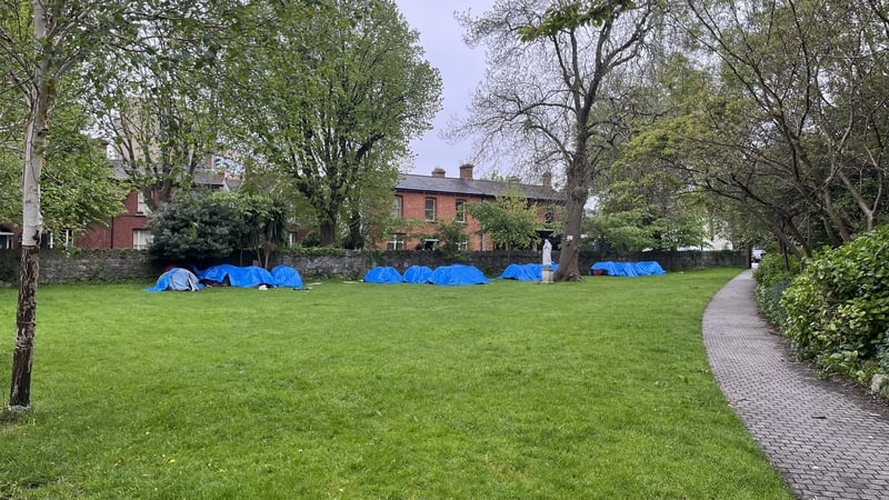 Na pubaill curtha suas i nDroichead na Dothra