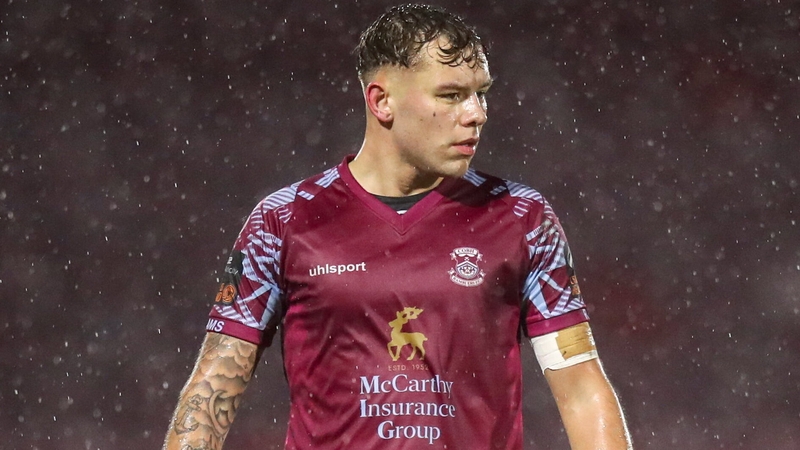 Beineón O'Brien-Whitmarsh was on target for Cobh as they came from behind tobeat Bray