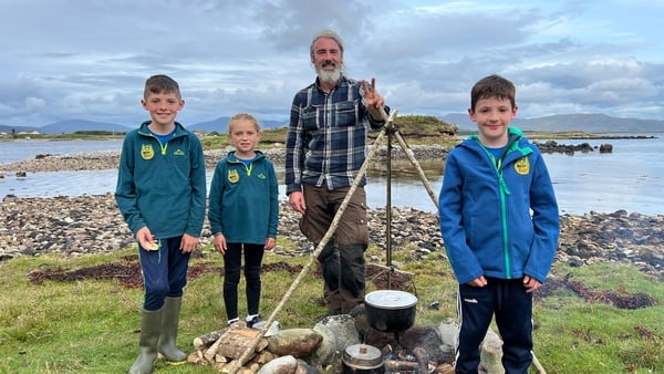 Paddy, Shay and their fearless cousin Meabh with Tom Bán.