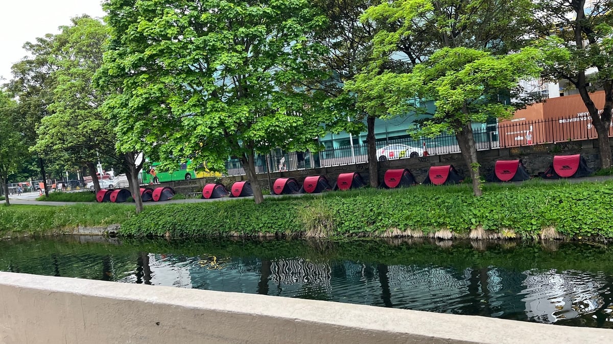 30 more tents pitched along Grand Canal in Dublin