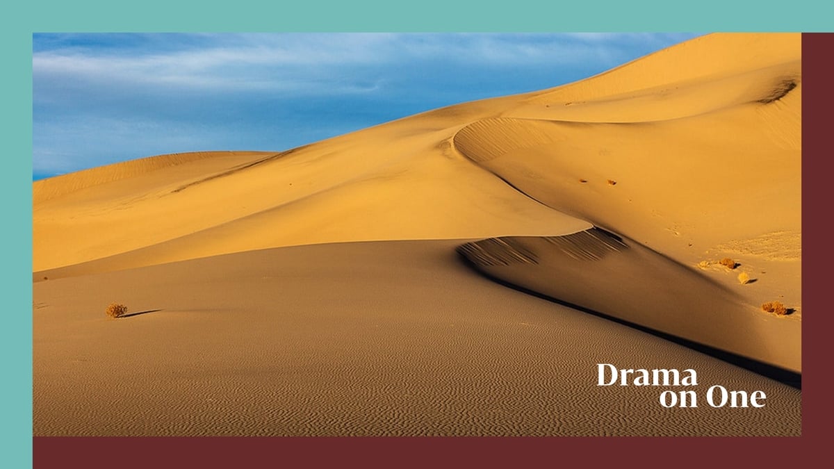 Eureka Dunes by Philip Davison