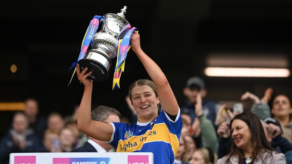 Karen Kennedy lifts the cup after the Very Camogie League Division 1A Final