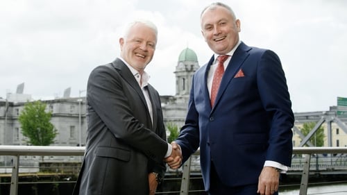 (L-R) Global Life & Finance CEO Seamus Fox, with SYS Group CEO Tony Delaney in Cork